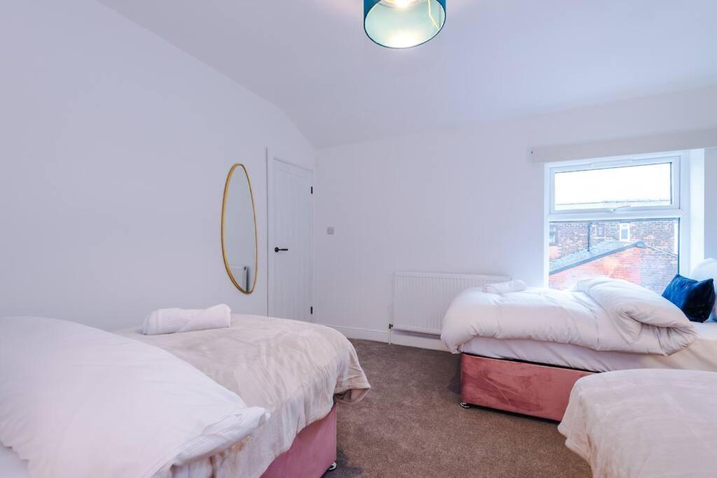 5 Bed Salford Sanctuary Retreat Villa Manchester Luaran gambar