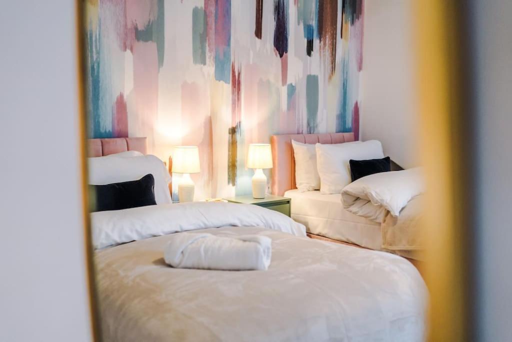5 Bed Salford Sanctuary Retreat Villa Manchester Luaran gambar