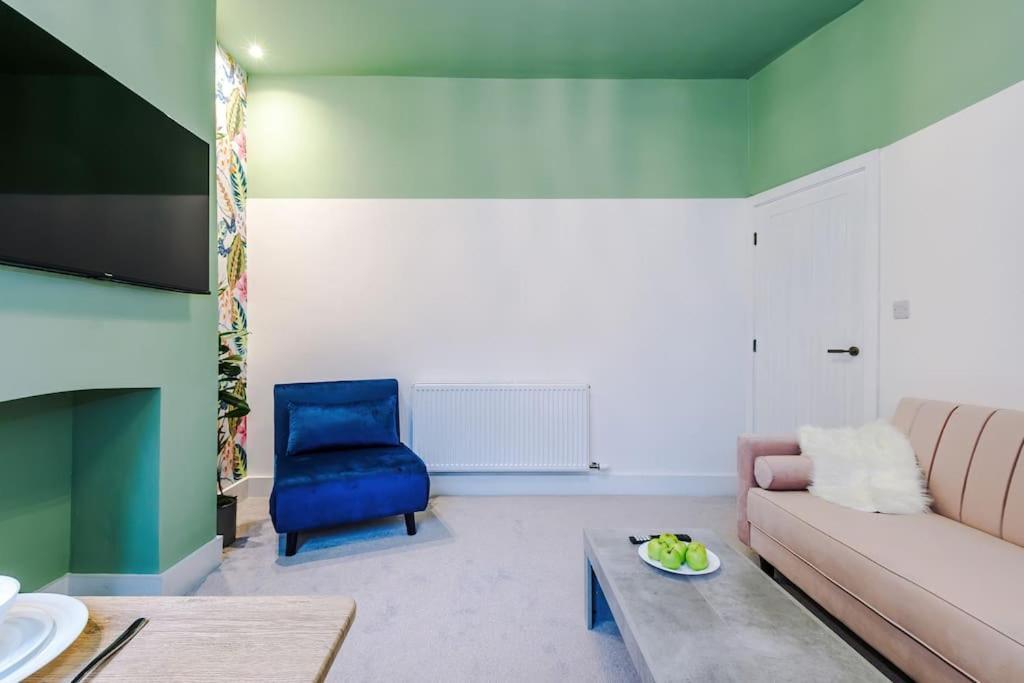 5 Bed Salford Sanctuary Retreat Villa Manchester Luaran gambar