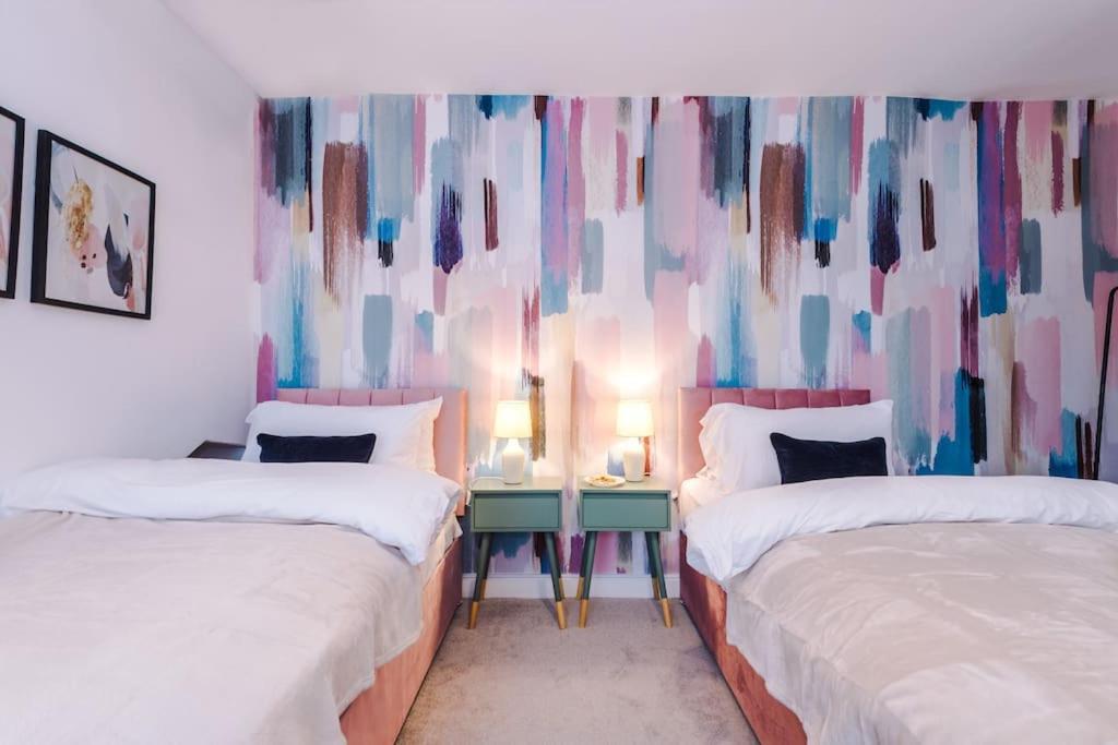 5 Bed Salford Sanctuary Retreat Villa Manchester Luaran gambar