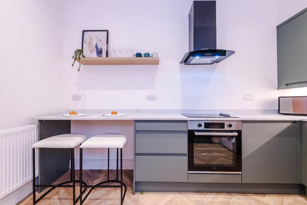 5 Bed Salford Sanctuary Retreat Villa Manchester Luaran gambar