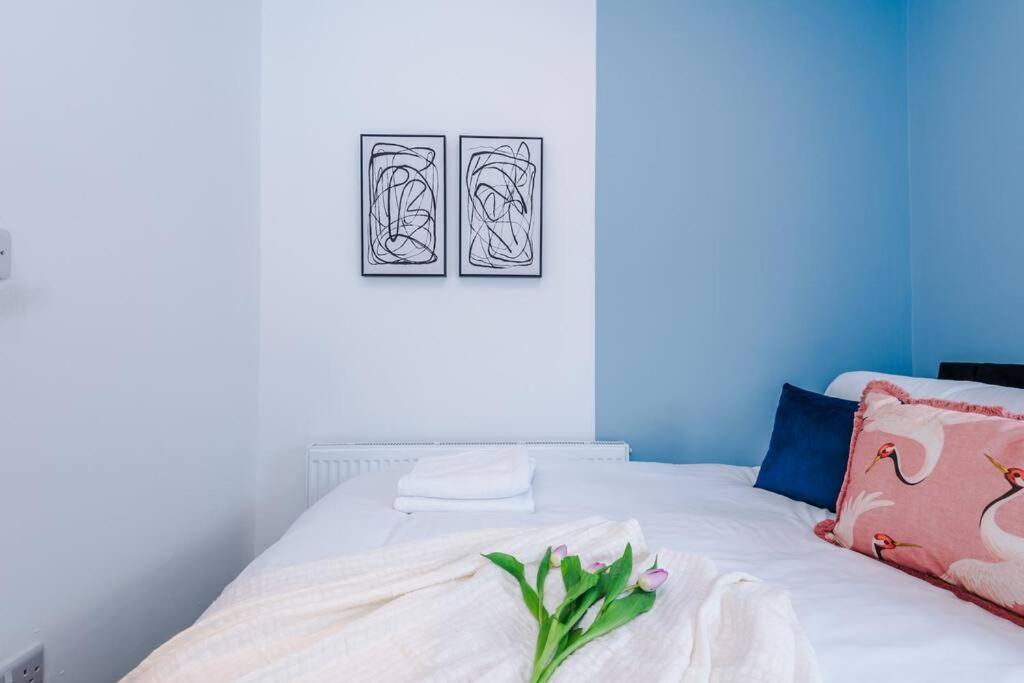 5 Bed Salford Sanctuary Retreat Villa Manchester Luaran gambar