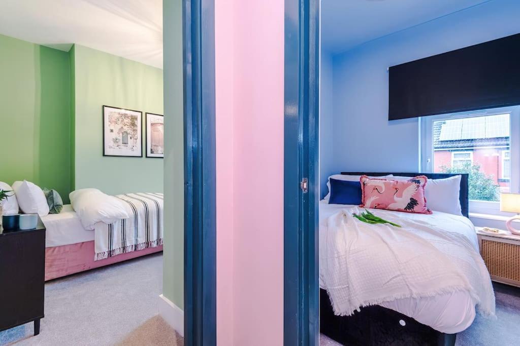 5 Bed Salford Sanctuary Retreat Villa Manchester Luaran gambar